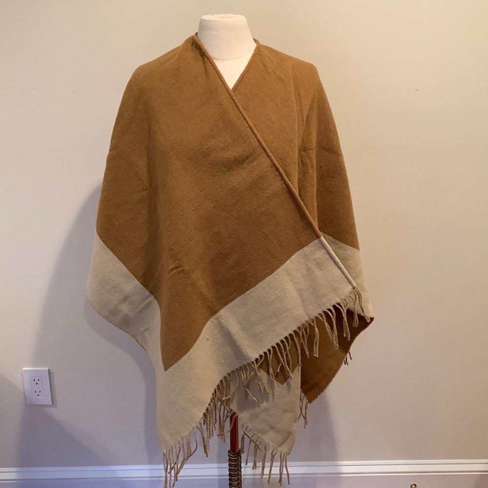 Rag & Bone Highlands light brown reversible poncho $395 NWT